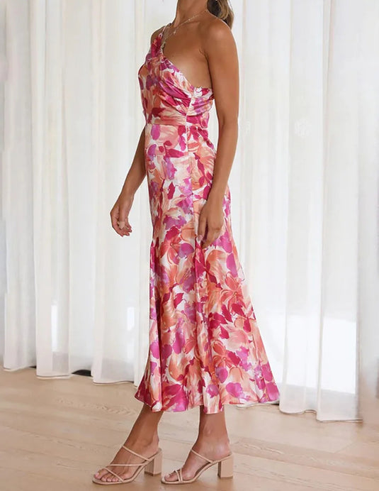 Robe Fuchsia en Satin à Épaules Dénudées avec Fronces