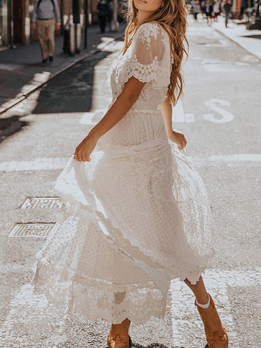 Maxi Robe en Dentelle à Manches Courtes et Décolleté en V