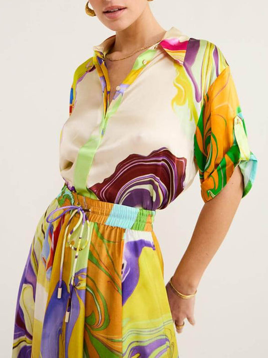 Ensemble Moderne en Satin Imprimé : Blouse et Jupe