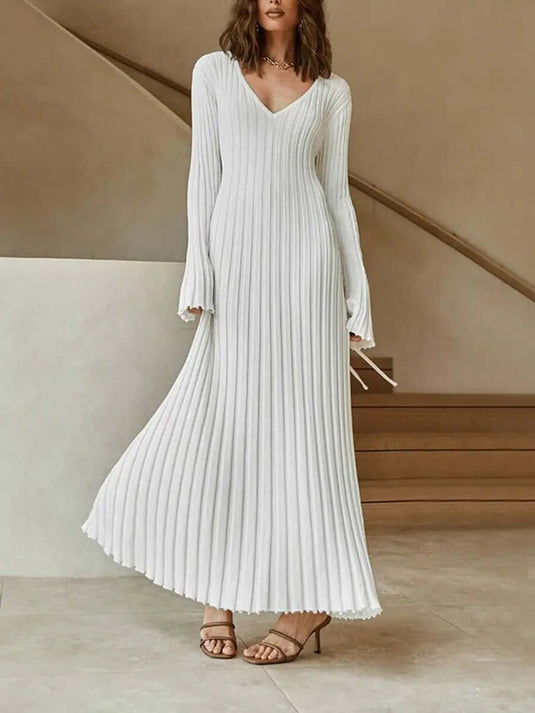 Maxi Robe Tricot à Manches Évasées et Décolleté en V