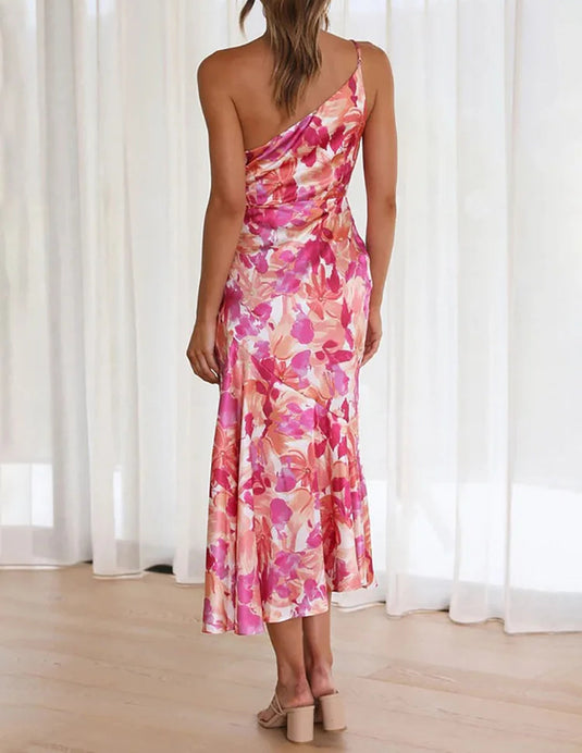 Robe Fuchsia en Satin à Épaules Dénudées avec Fronces