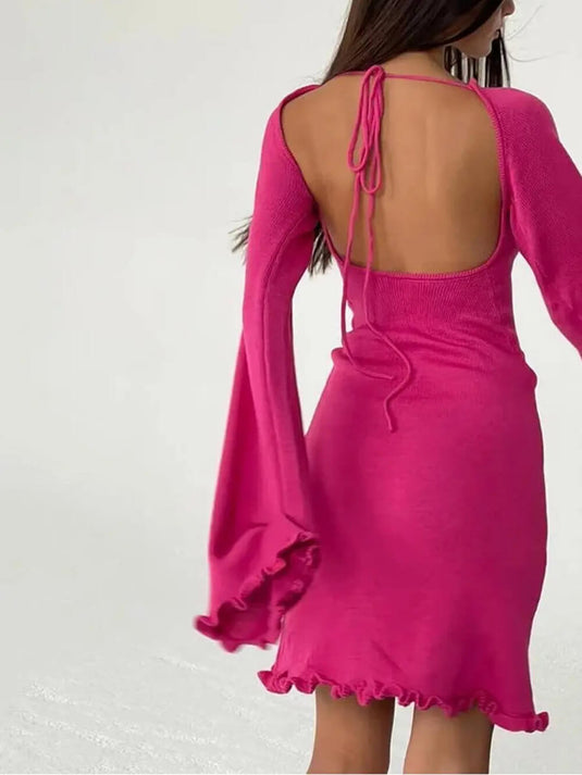 Robe courte à manches larges et décolleté rond