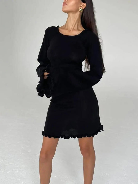Robe courte à manches larges et décolleté rond