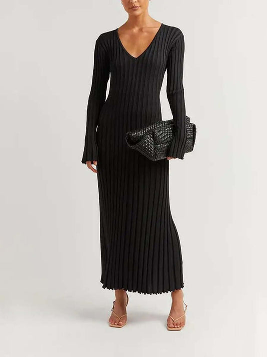 Maxi Robe Tricot à Manches Évasées et Décolleté en V