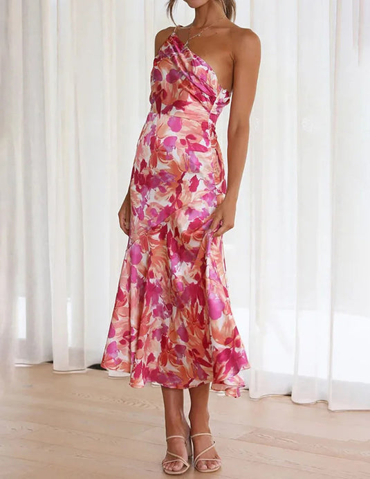 Robe Fuchsia en Satin à Épaules Dénudées avec Fronces