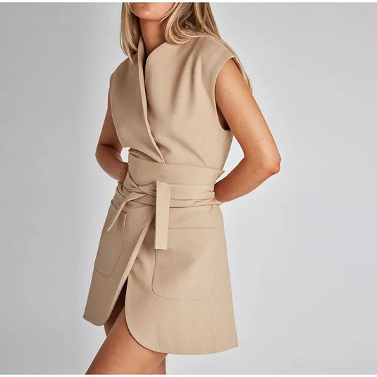 Robe Cintrée à Col en V